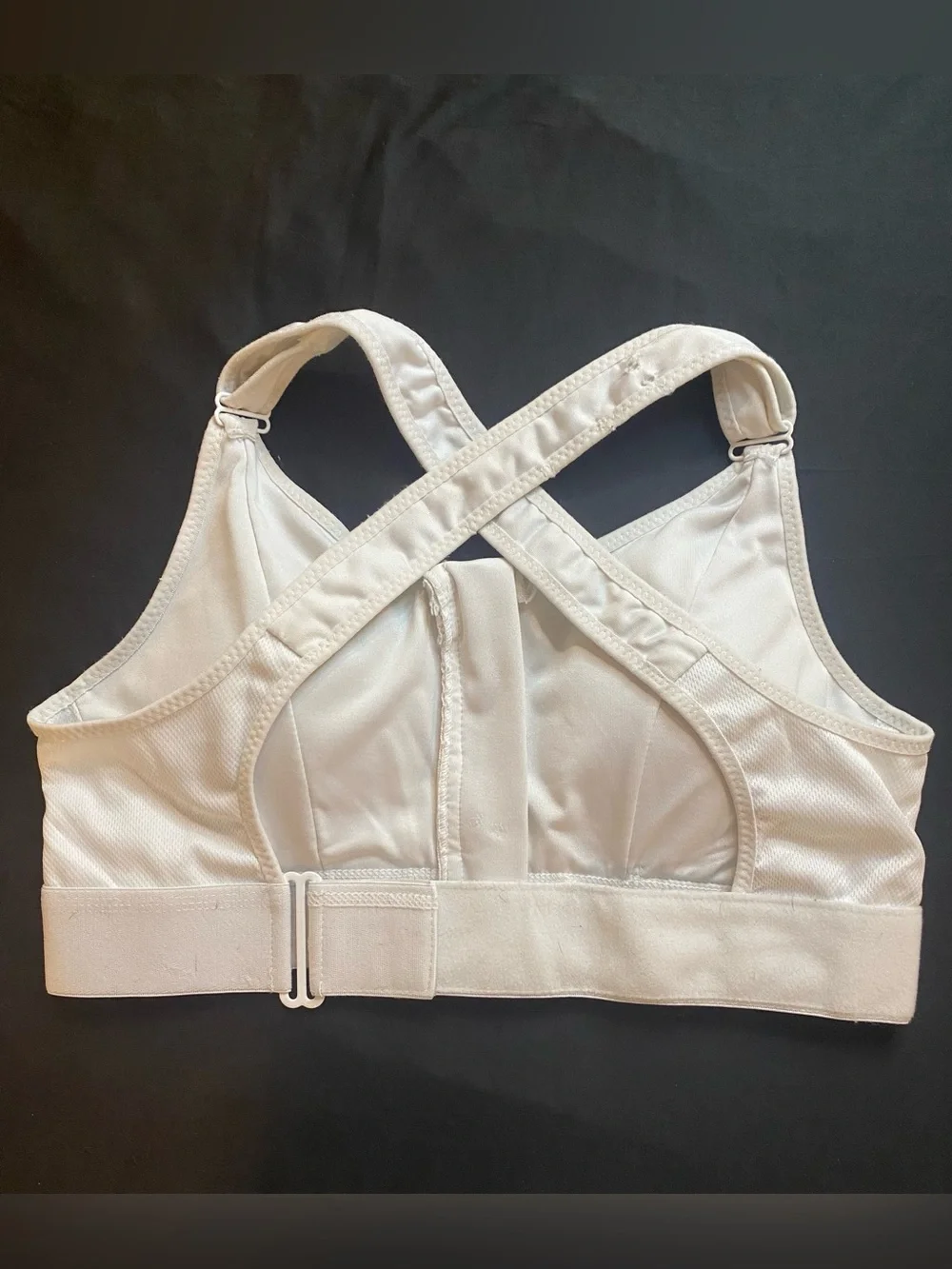 Front-Zip White Sports Bra with Crossback Straps